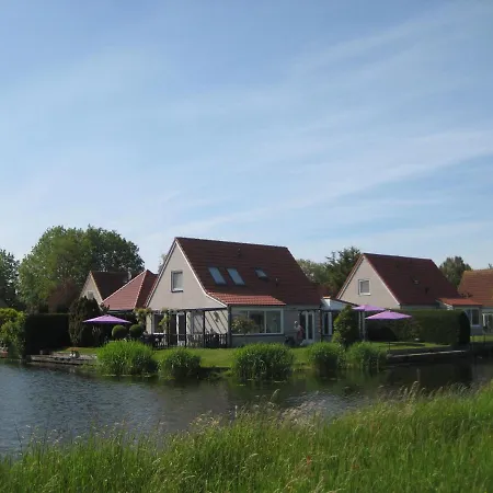 Ferienhaus Am Wasser Сasa de vacaciones